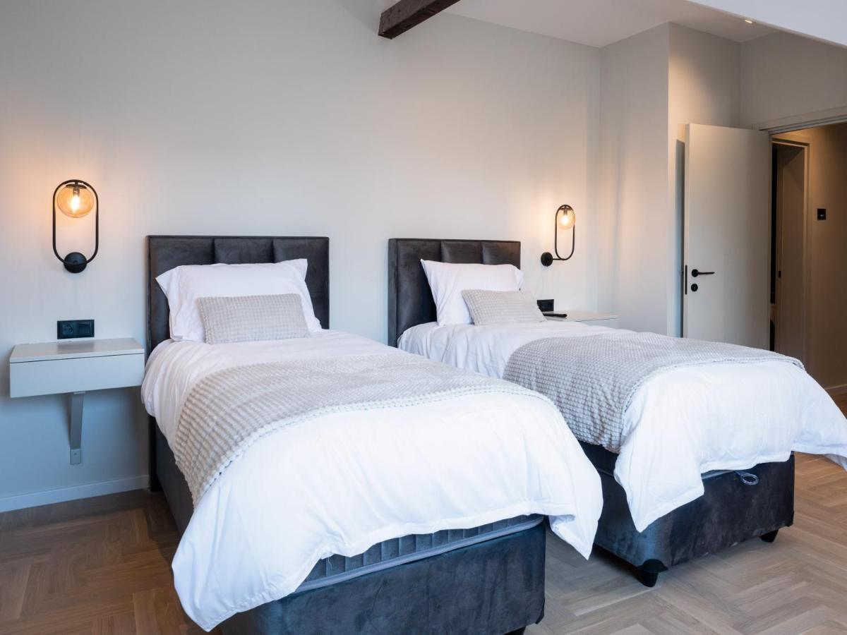 Residence Republic Square- Top Location Belgrado Buitenkant foto